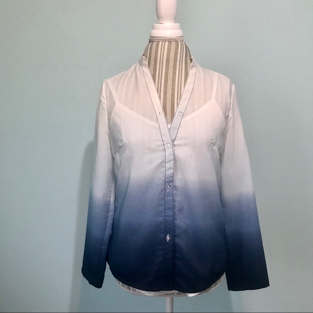 Beautiful Blue Ombré Top Size Medium